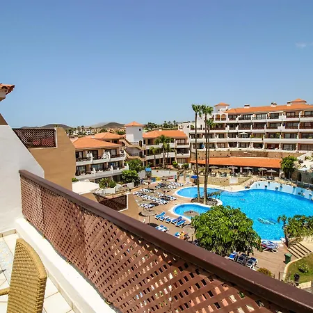 New Renovated Floor With Heated Pool In Golf Del Sur *